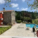 Emozione سارزانا